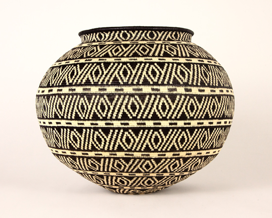 Black & White Basket #3254