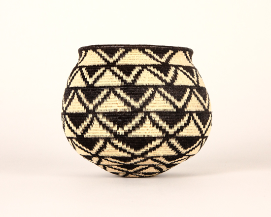 Black & White Basket #4156