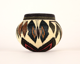 Pictorial Basket #5106